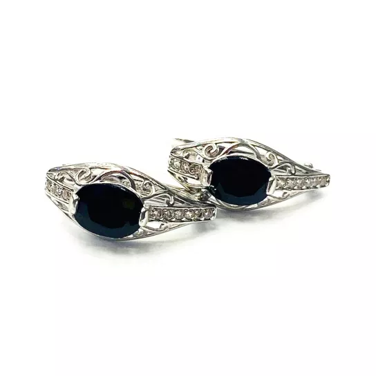 Серьги с сапфиром и фианитом из серебра