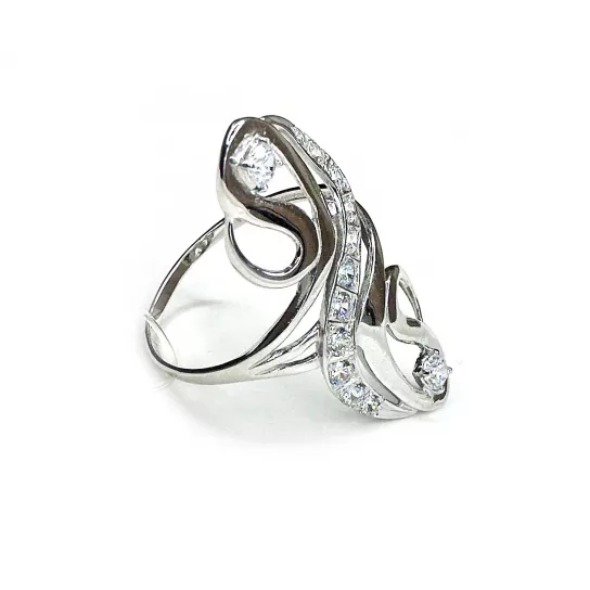 Кольцо с фианитом из серебра